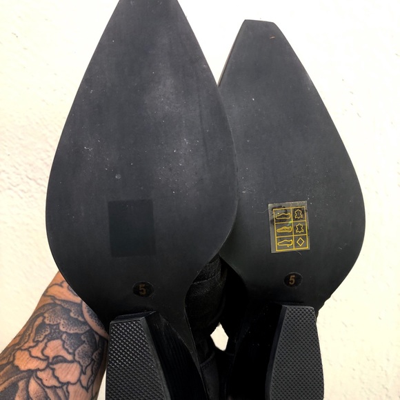 travis ankle boot jeffrey campbell